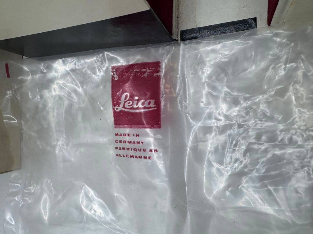 Leica M1レンジファインダーフィルムカメラ 箱と説明書