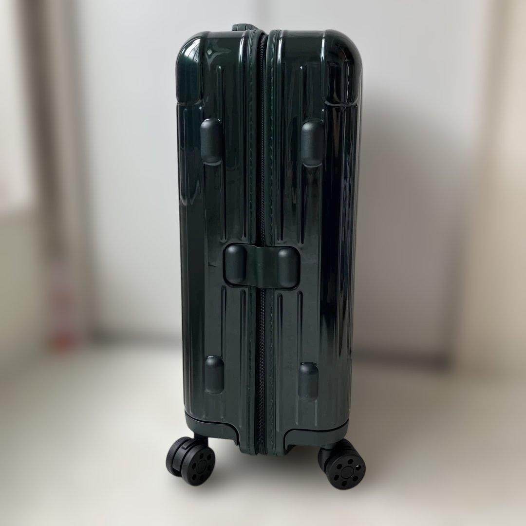 giraffestory 新品未使用品　RIMOWA キャリーケース