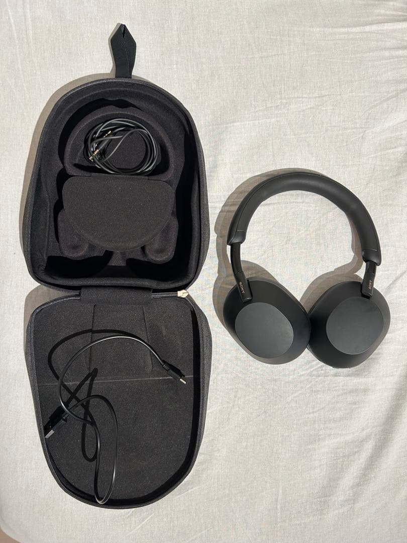 Sony WH-1000XM5 ブラック ケース付き