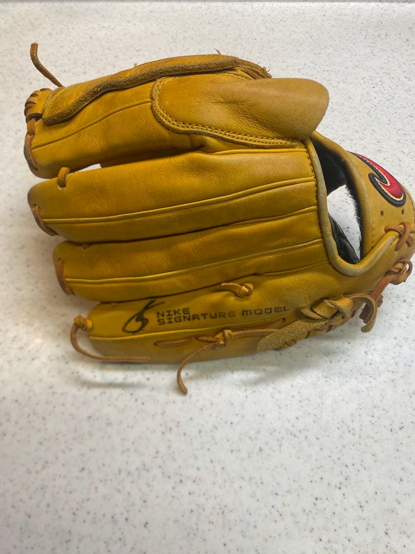 Nike Signature Model 軟式グローブ 野球 松坂大輔　モデル