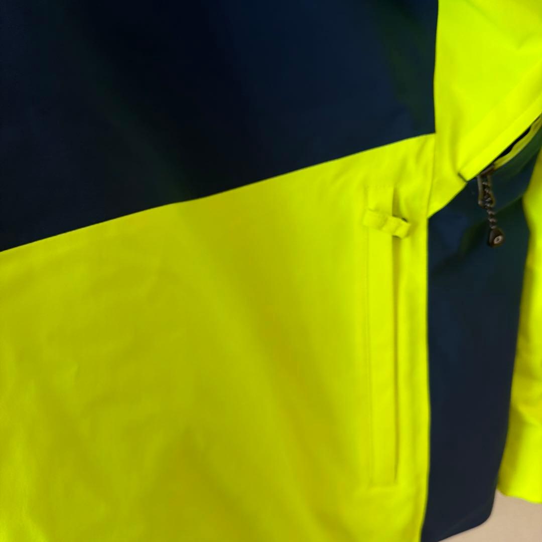 オンヨネスキーウェアデモチームジャケットＭサイズ1回使用美品