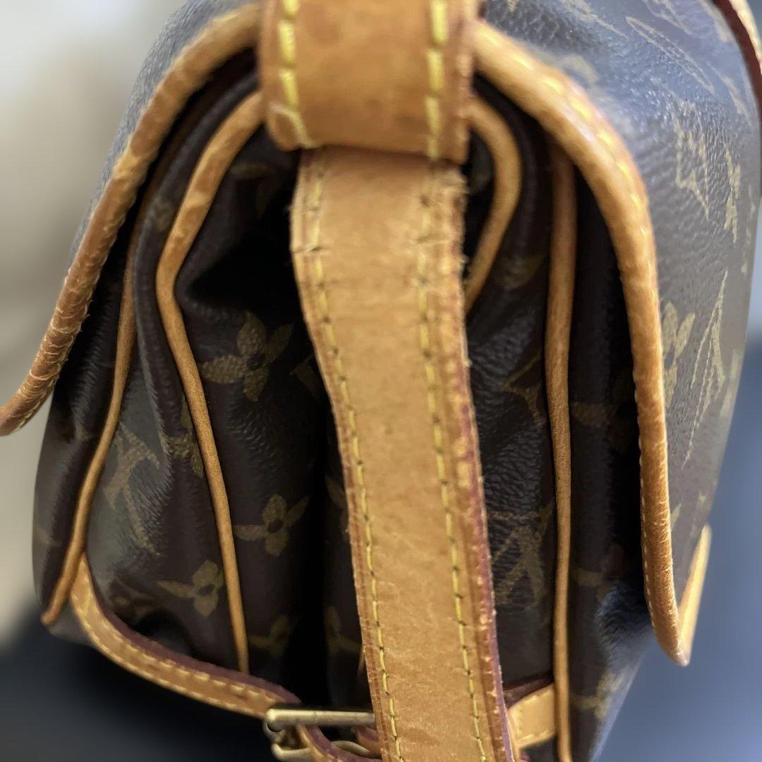 【Louis Vuitton】ソミュール30(ショルダーバック)