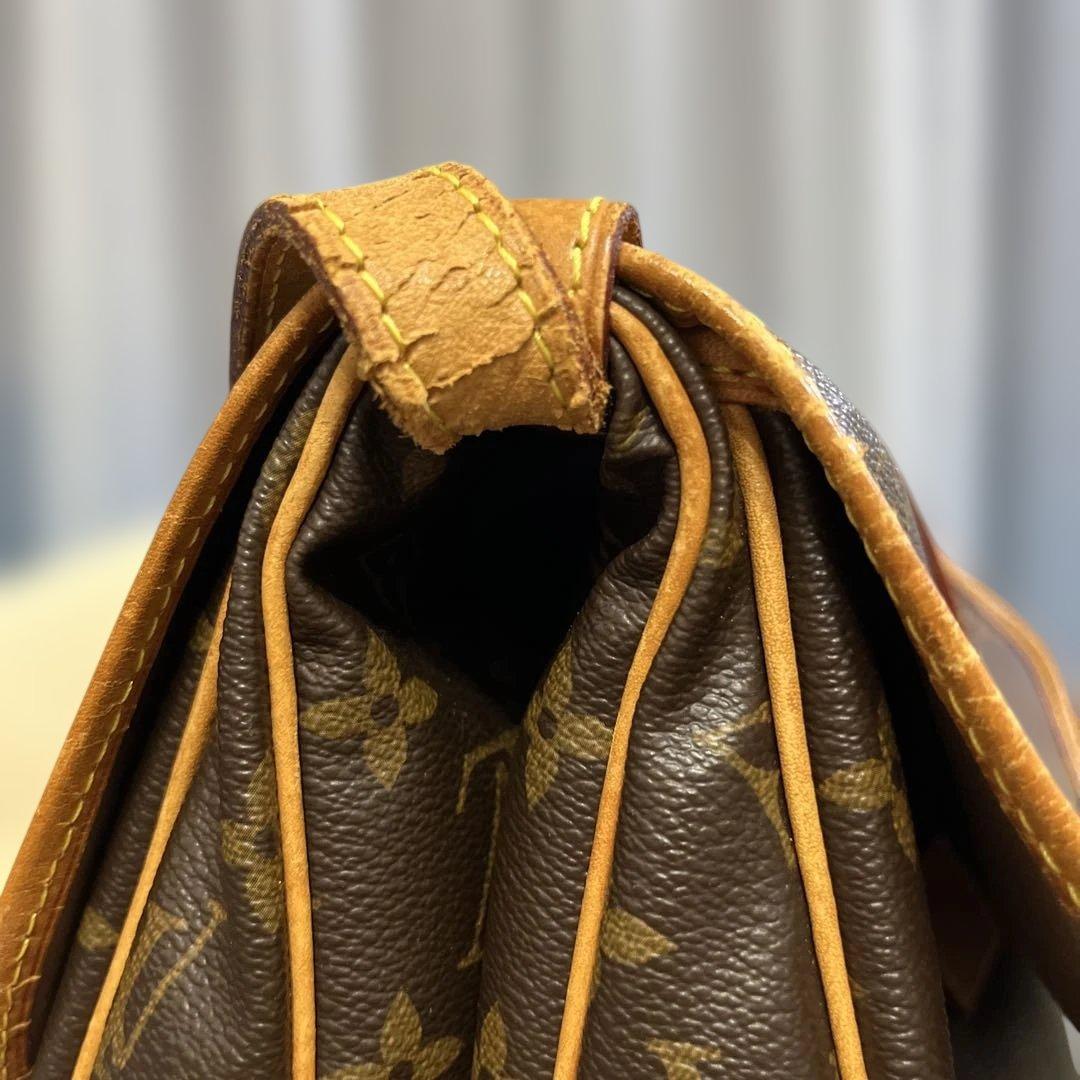 【Louis Vuitton】ソミュール30(ショルダーバック)