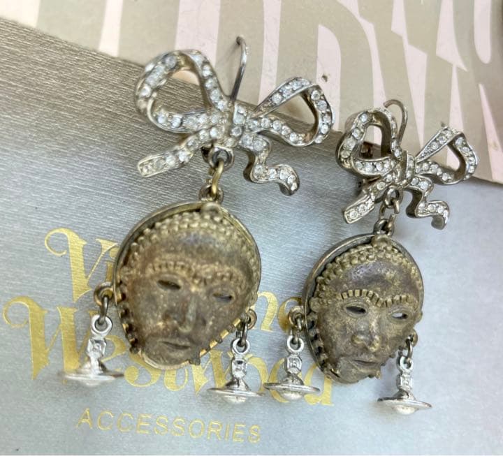 C*U様 VivienneWestwood 大仏ピアス