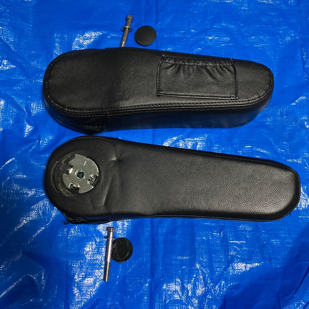 Silk Blaze BIG ARMREST ノア、ヴォクシーワイドアームレスト