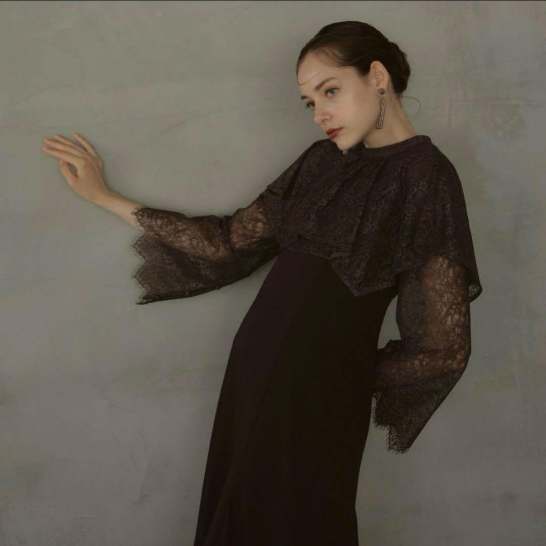 ケープ ブラウン ドレス