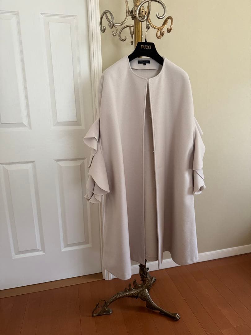 DUAL VIEW デュアルヴュー フリルスリーブ コート ノーカラー