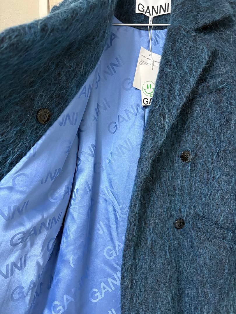 ジャケット・アウター GANNI Fluffy Wool Coat 38