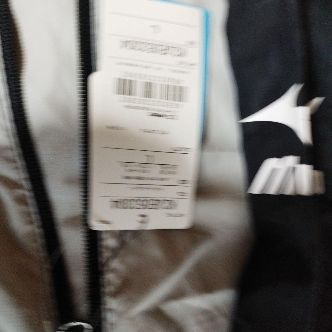 MIZUNO　ウィンドブレーカー　未使用品