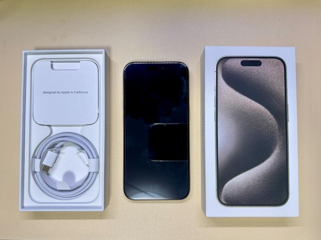 Apple iPhone 15 Pro 128GB ナチュラルチタニウム