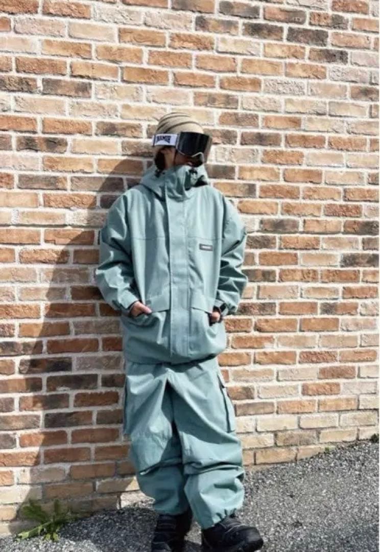 スノーボードウェア ハイマスマニア　ライトブルー フード付き 未使用新品