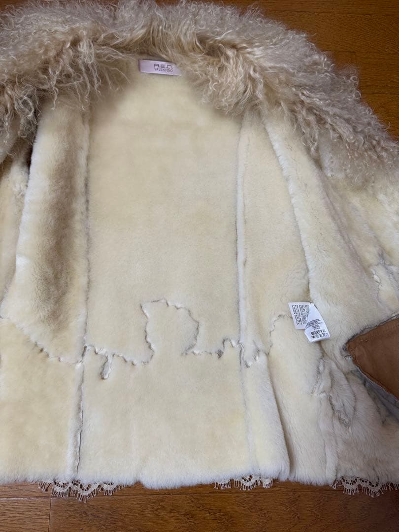 美品　RED VALENTINO ムートンベスト44 ベージュ系 レース
