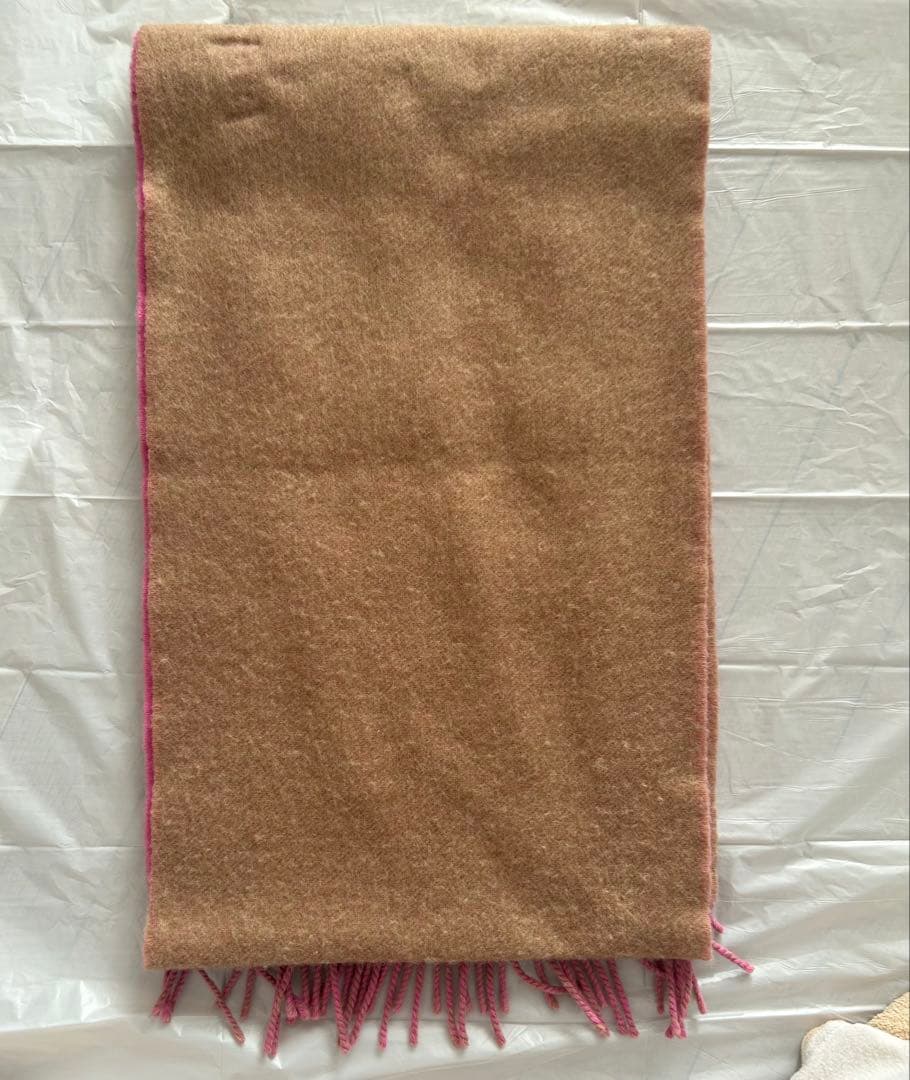 ロエベ（LOEWE）のバイカラーアナグラムスカーフ（マフラー）