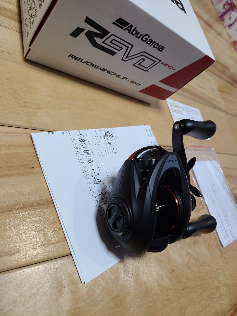 ベイトリール アブ ガルシア レボ5 ウィンチ LP REVO5 右ハンドル