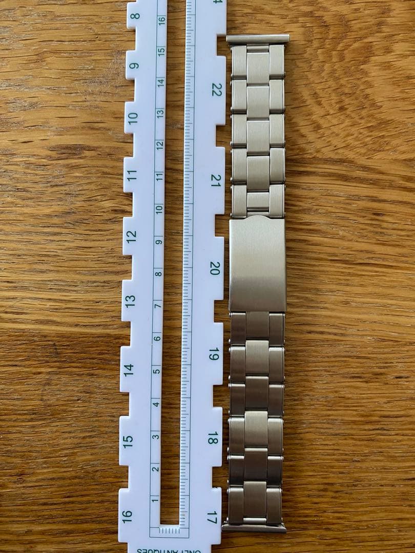 【新品同様】Mr Beads リベット 20mm ゲイフレアスタイル 伸縮ブレス