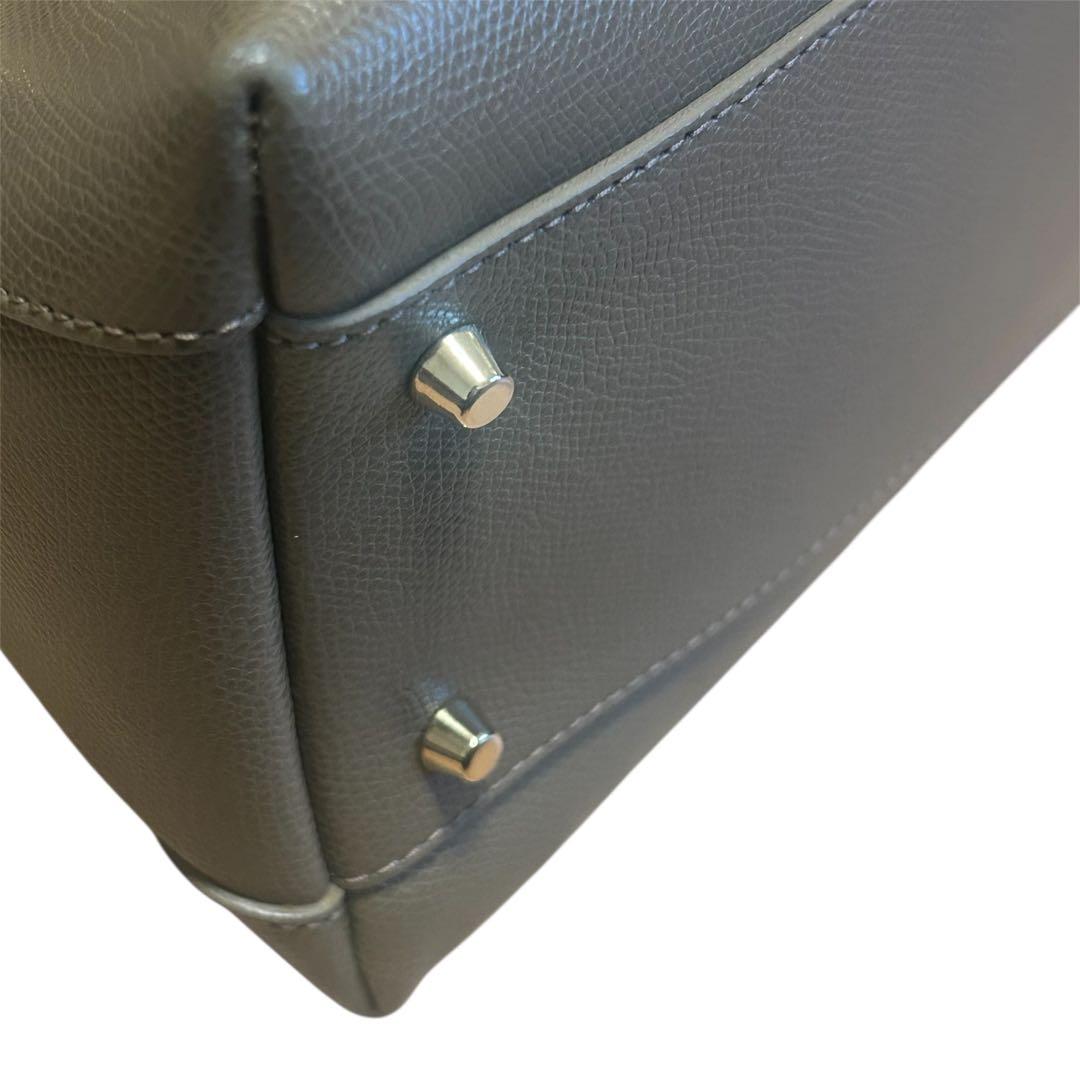 【極美品】FURLA パイパー M 2WAY ベージュ系 保管袋付き レザー