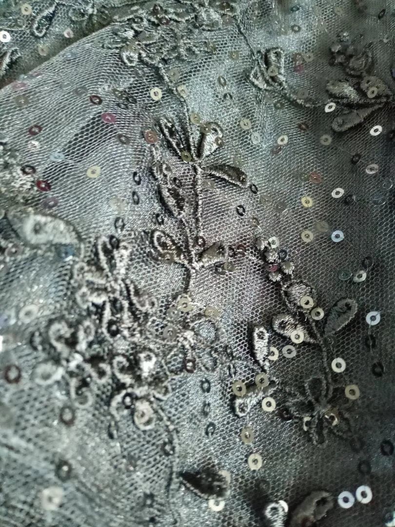 黒いフラメンコドレス