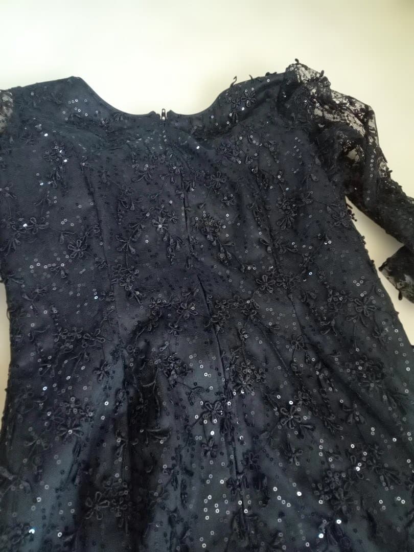 黒いフラメンコドレス