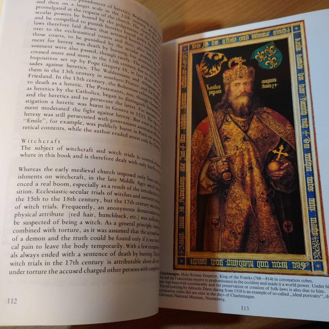 ローテンブルク　中世犯罪博物館　書籍　ドイツ