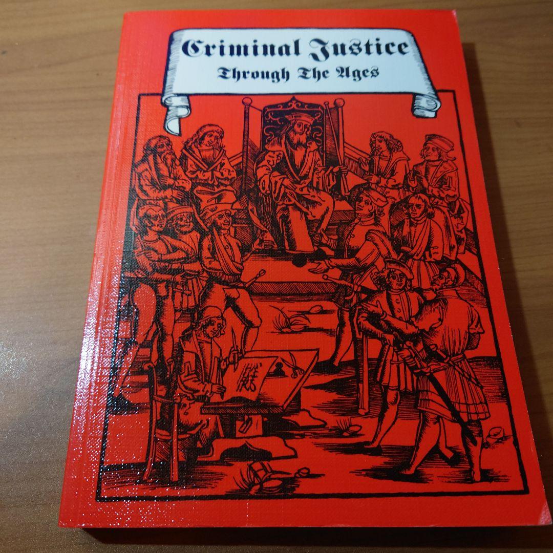 ローテンブルク　中世犯罪博物館　書籍　ドイツ