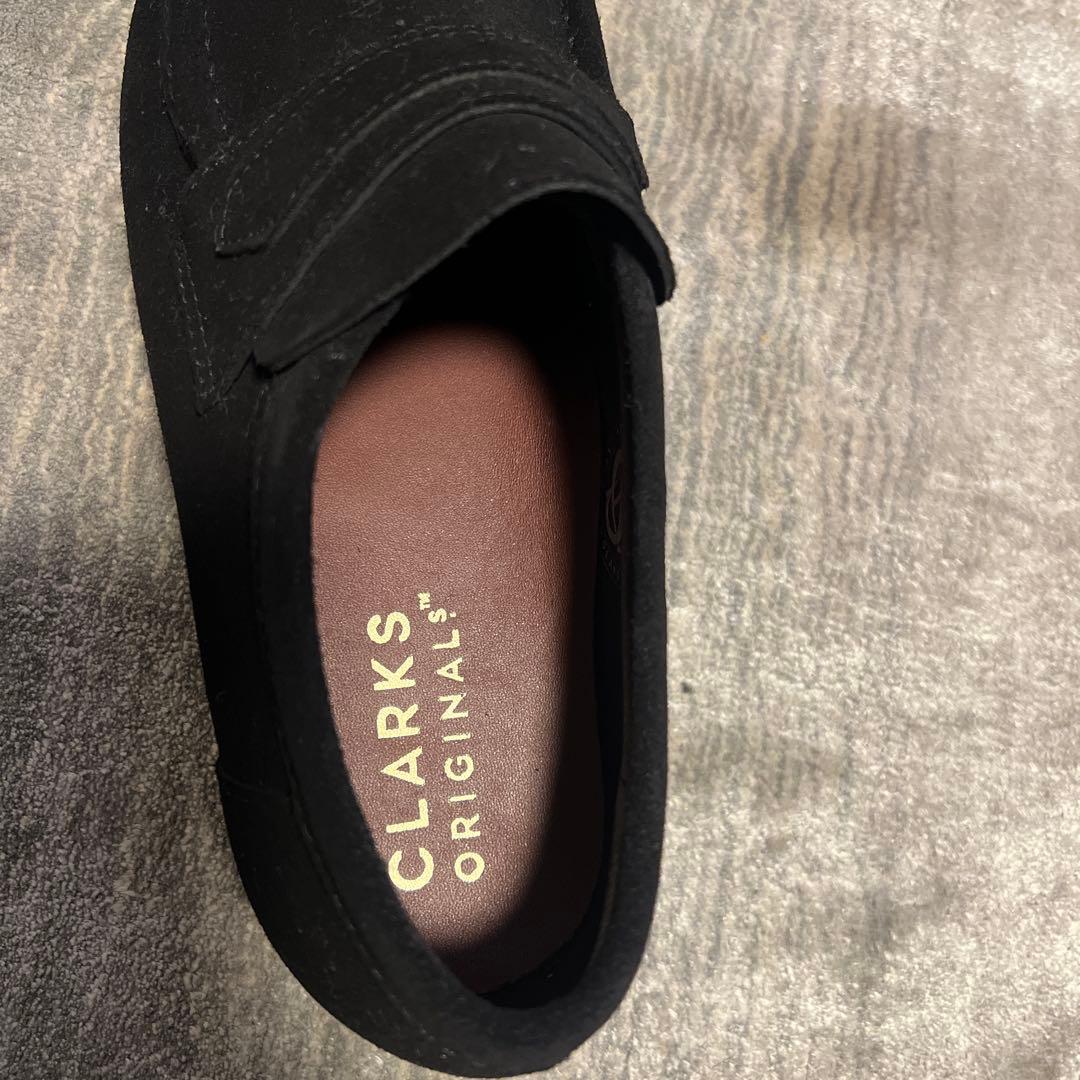 リCLARKSワラビーローファー