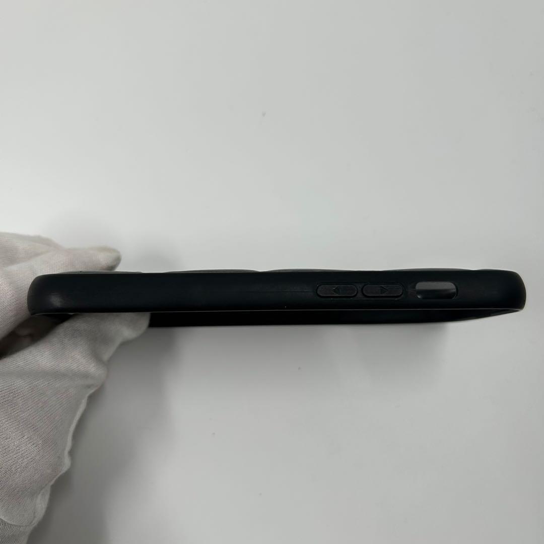 激レア【PRADA】iPhone14Pro パデットケース 3角ロゴ レザー 黒