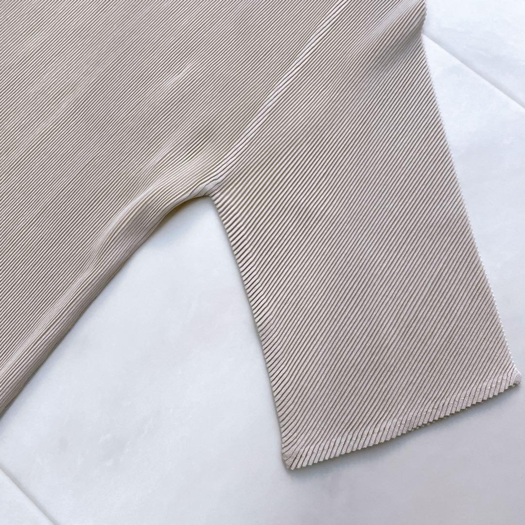 美品✨プリーツプリーズ ハイネック カットソー 半袖 洗える ベージュ サイズ3