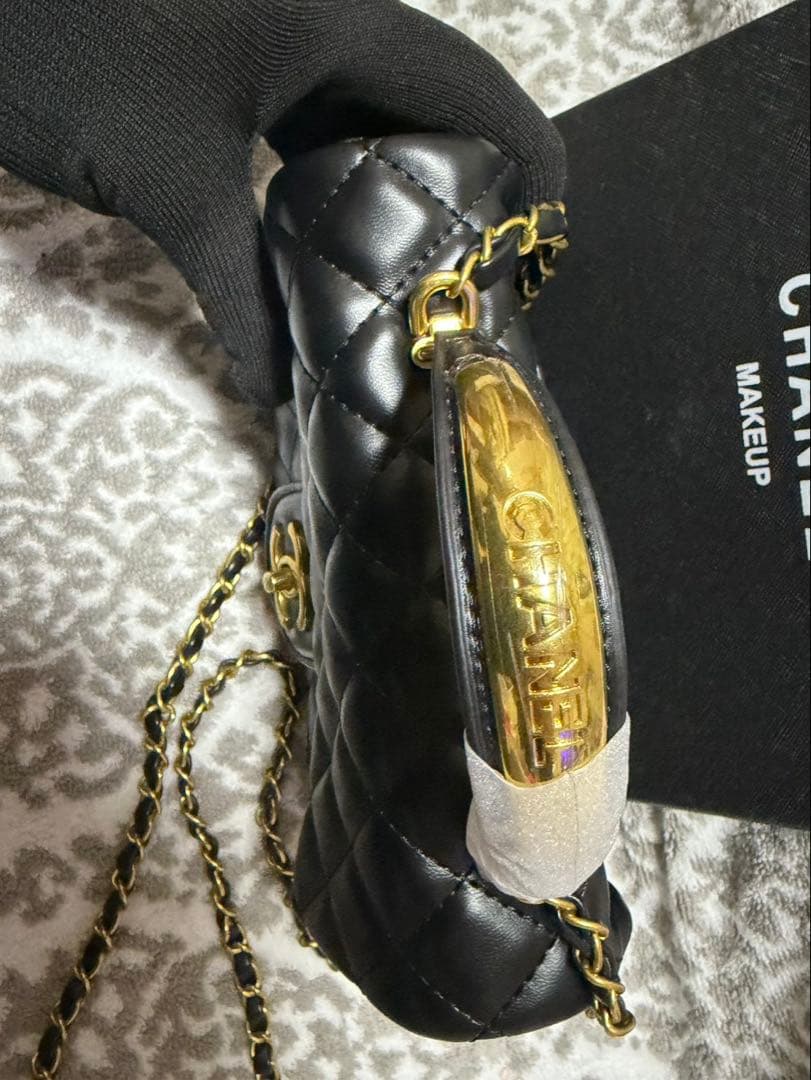 CHANEL MAKEUP ハンドルゴールドプレート　キルティング　バッグ