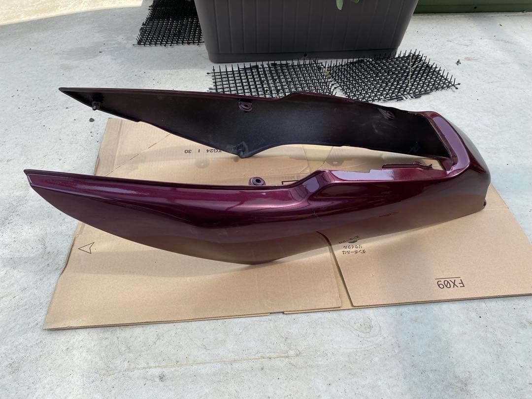 ニ*る様 ブロス650、400用Rカウル