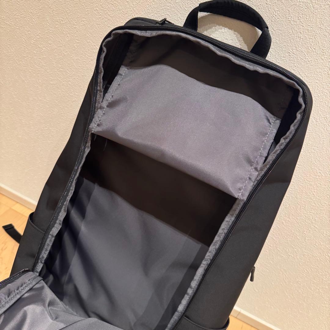 美品✨2025年モデル✨ユニクロ ファンクショナルバックパック 黒　36L