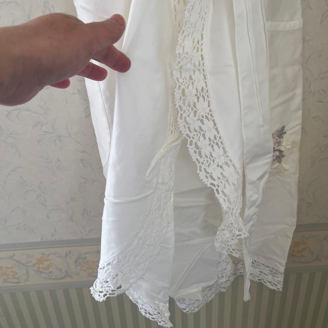 ホワイト花柄刺繍レースエプロン　さえら 母の日