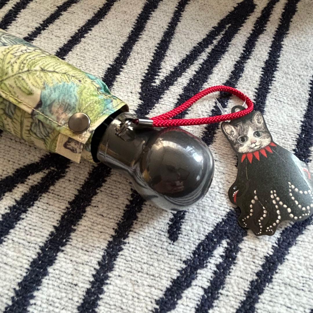 【新品】ヒグチユウコ　折りたたみ傘　ギュスターヴくん