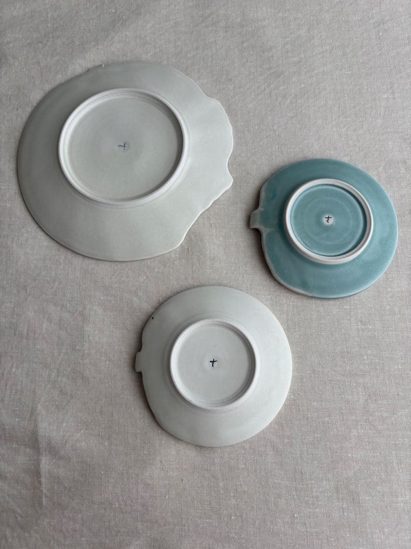 うつわやみたす　白鳥　プレート