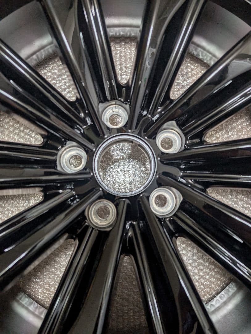 トヨタクラウンスポーツZ 純正アルミホイール１本<新車外し>　ケイスケ