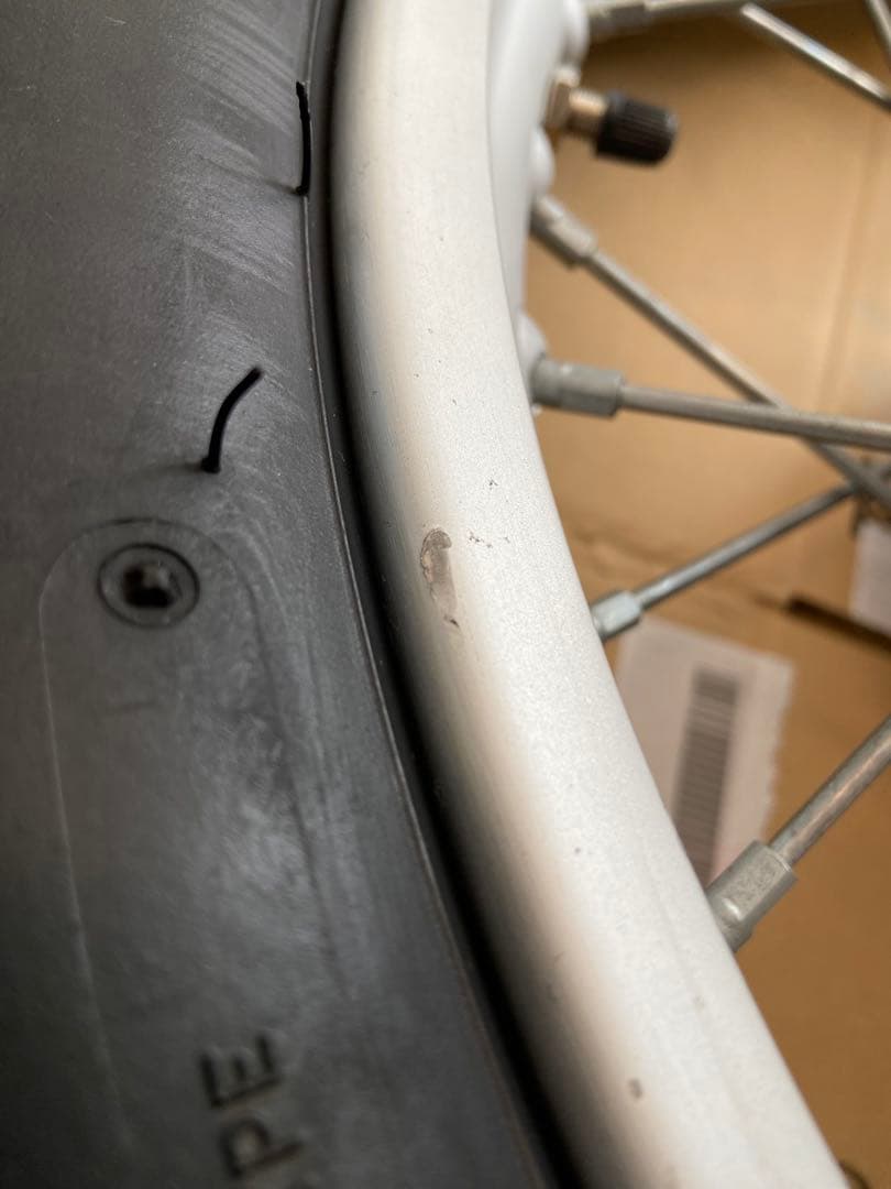 SR400 リアホイール　ベアリング新品