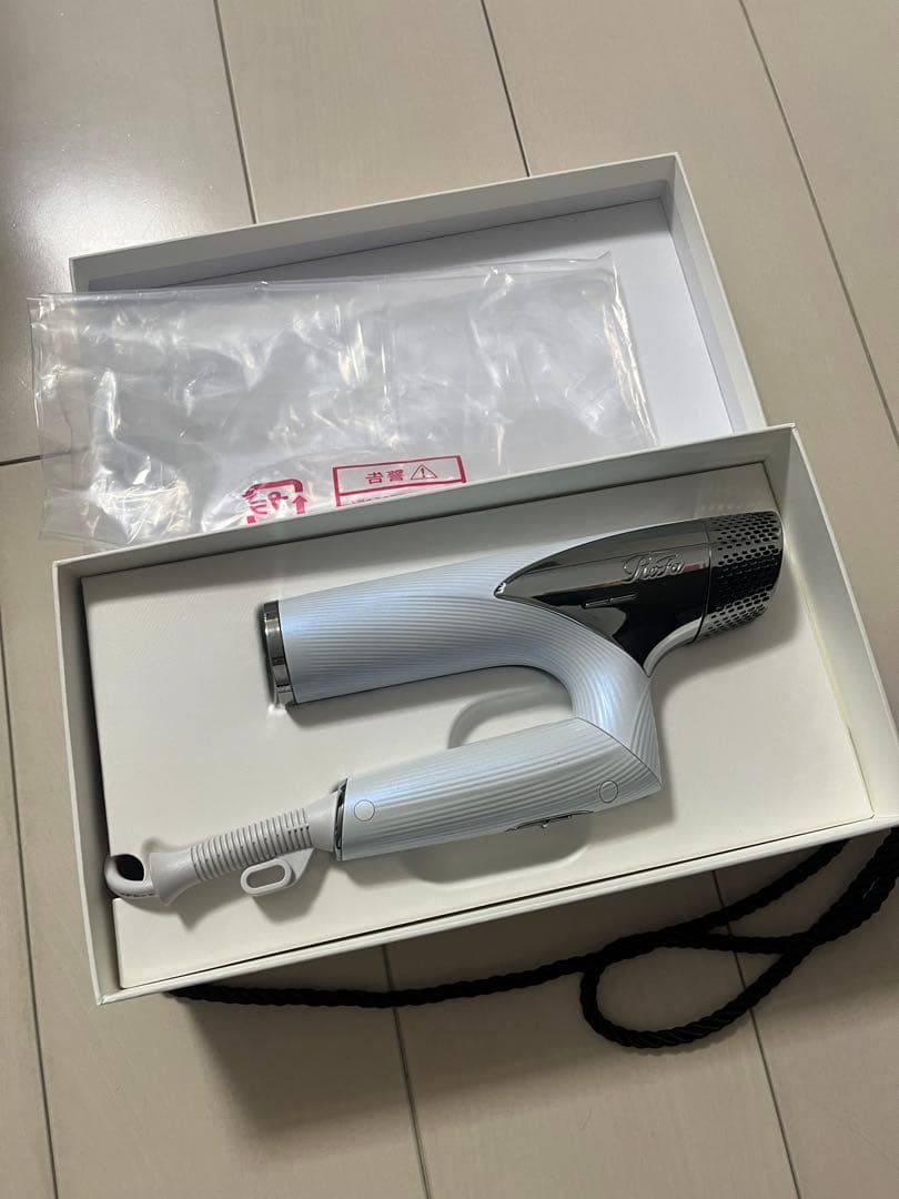 リファビューテック　ドライヤースマートジャンク品