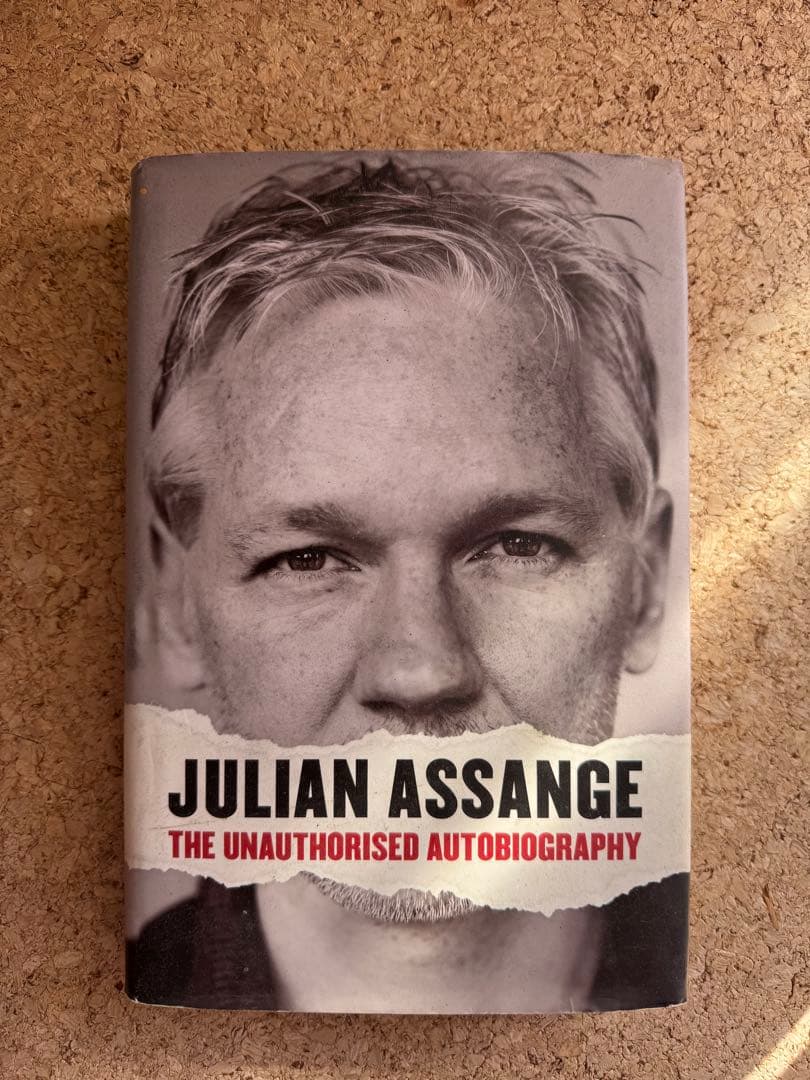 ジュリアン・アサンジ自伝 ウィキリークス創設者の告白