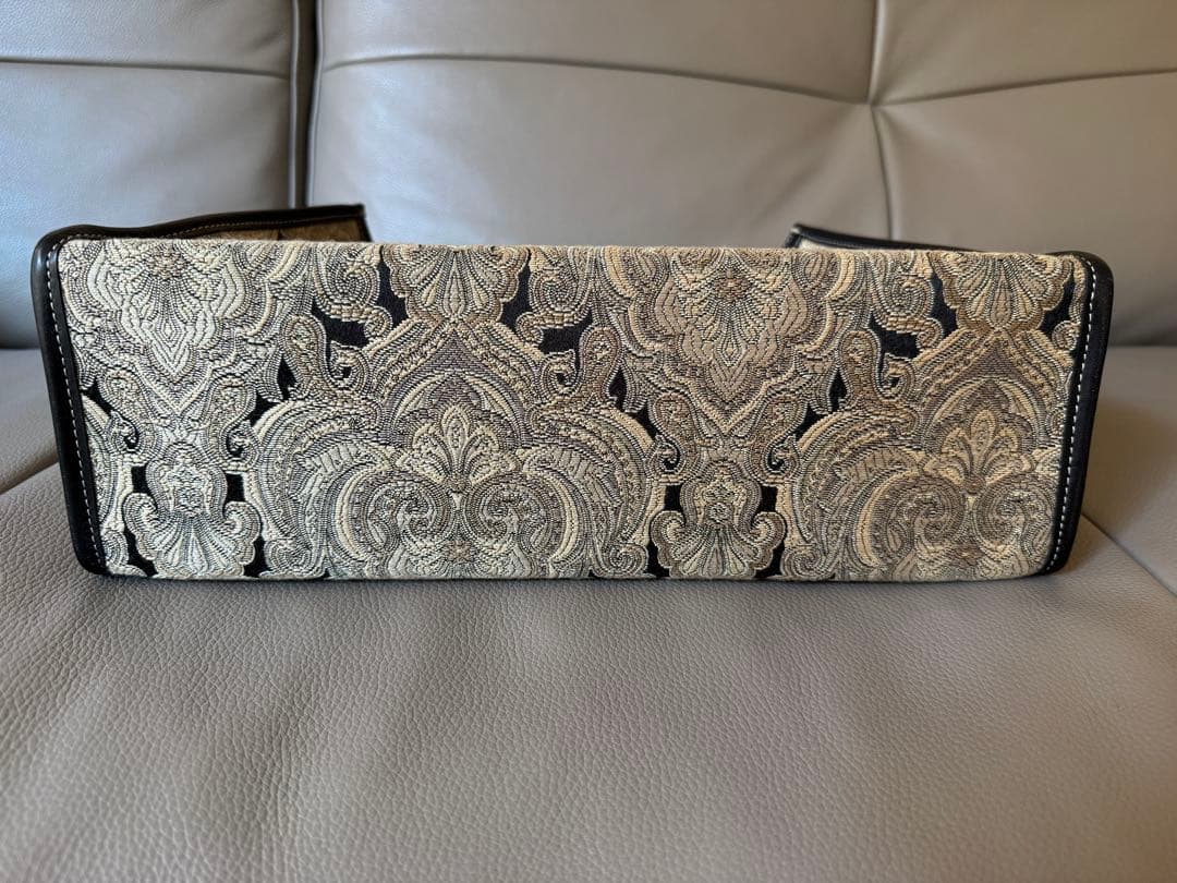 A VACATION アヴァケーション BREAD M ONYX