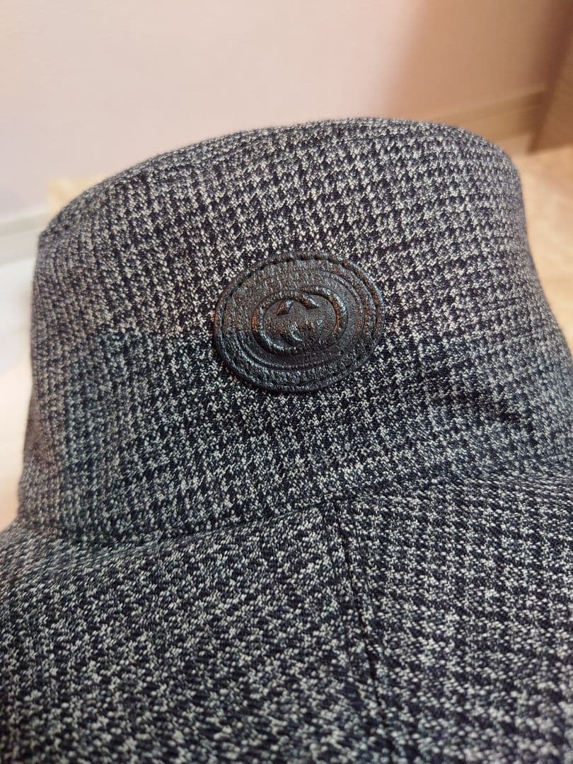 GUCCI バケットハット ブラック GGパターン