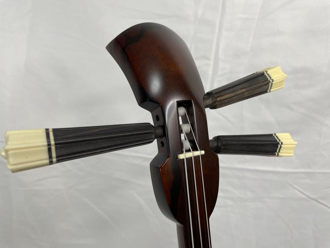 沖縄三線 宮古木工芸 本皮1枚張り 上等黒檀