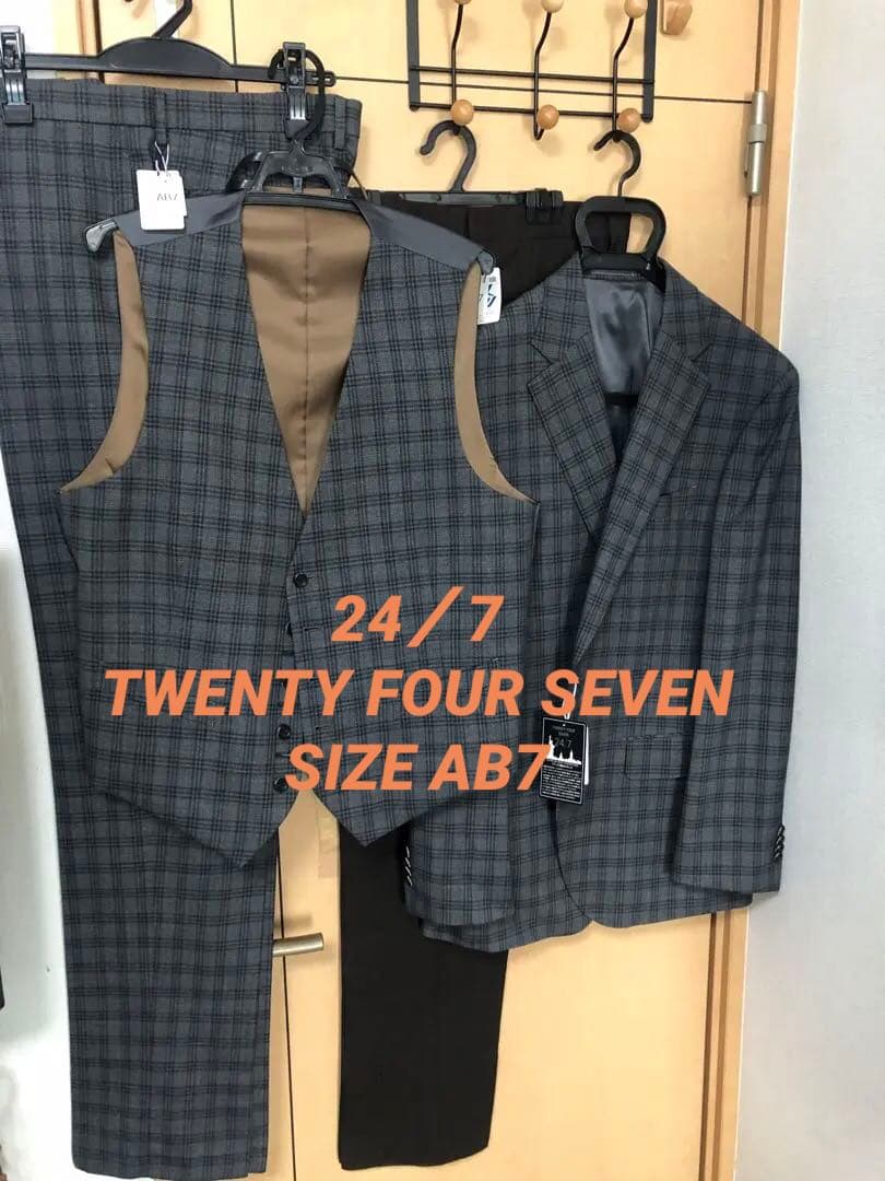 ☆トゥエンティフォーセブン　スーツAB7未使用品☆