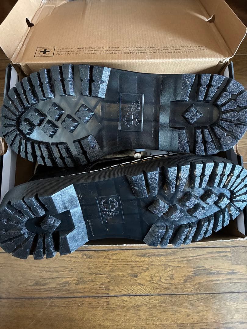 靴 Dr. Martens rick owens