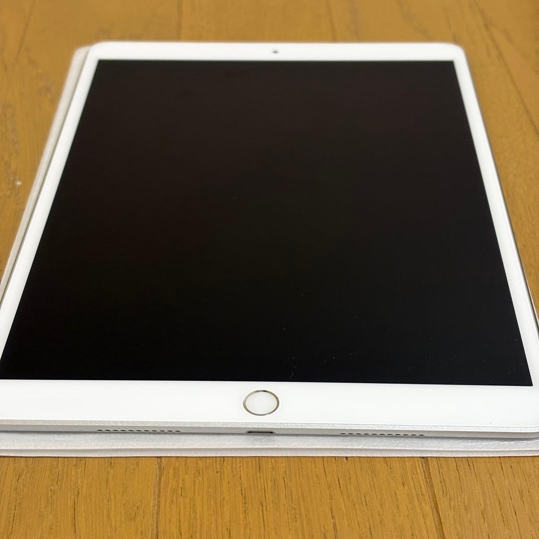 Apple iPad Air 第三世代シルバー バッテリー100%