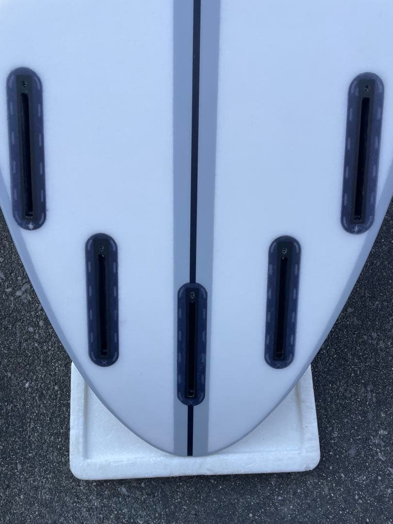 美品　ファイヤーワイヤーS BOSS５,7／ 28.1L 沖縄、北海道、発送不可