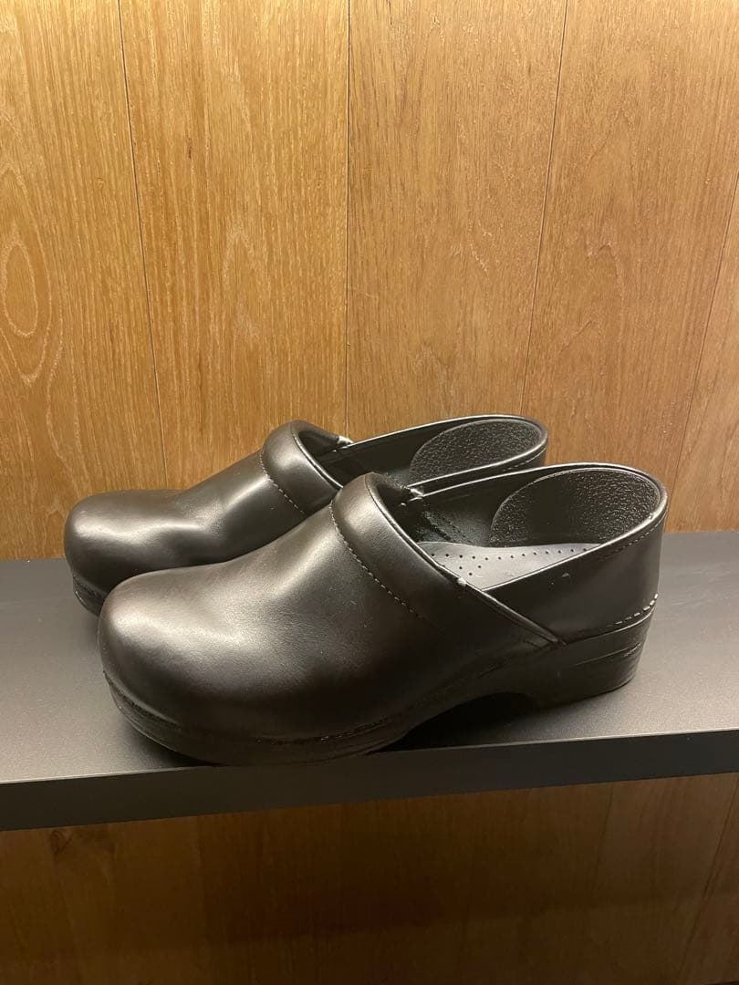 十*e様 ダンスコ メンズ　44 ワイドフィット ブラック クロッグサンダル