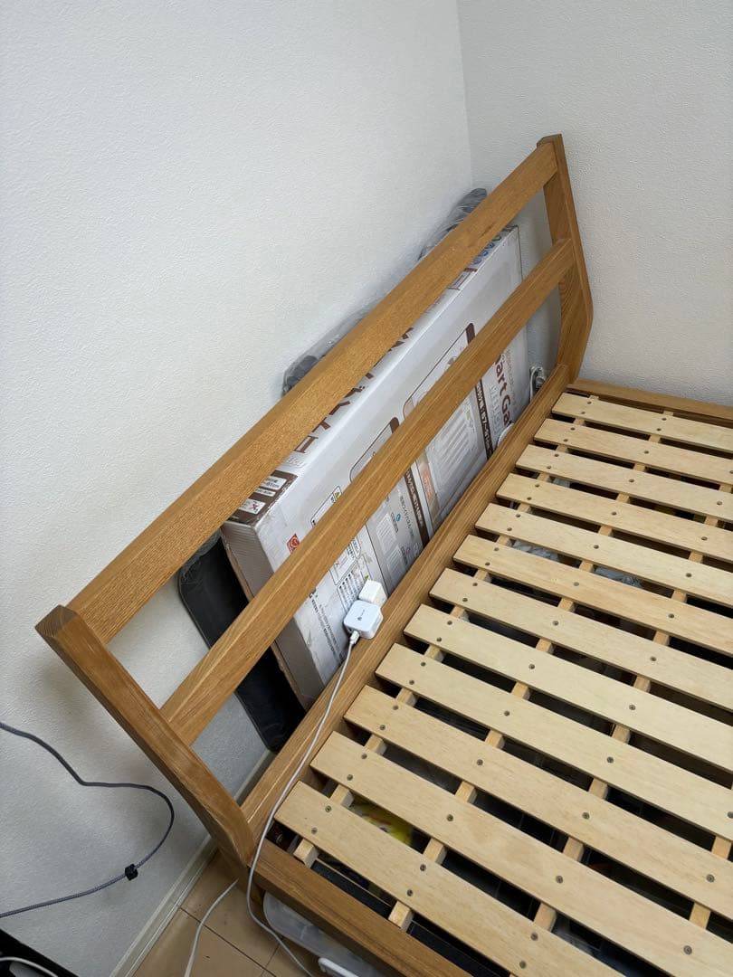 無印良品　セミダブル　ベッド　タモ材