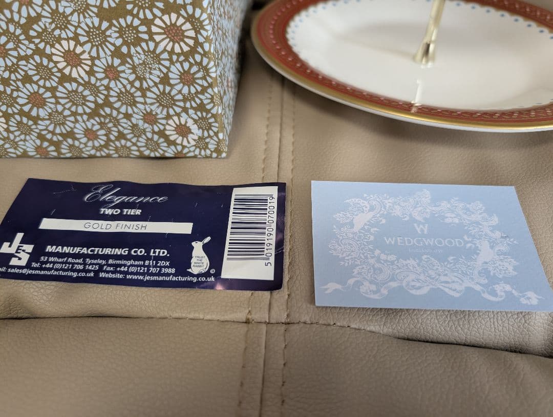 ウェッジウッド　クィーンオブハート　アフタヌーンティー　ケーキスタンド