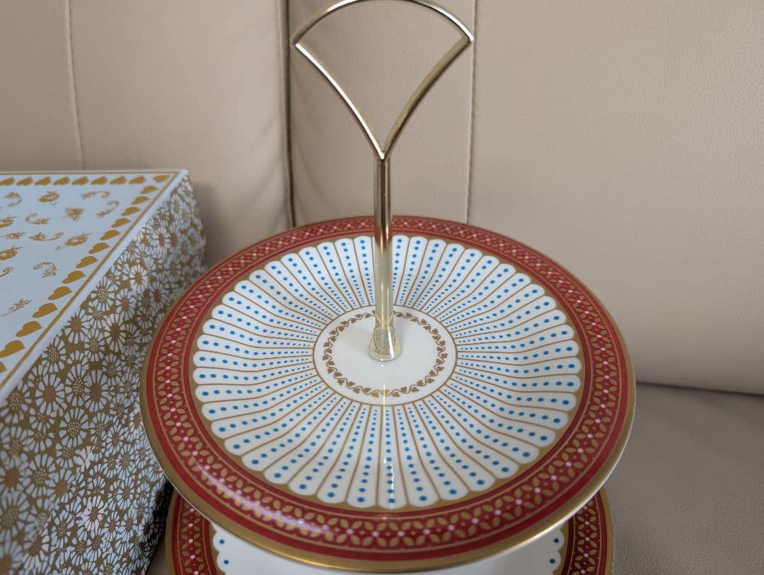 ウェッジウッド　クィーンオブハート　アフタヌーンティー　ケーキスタンド