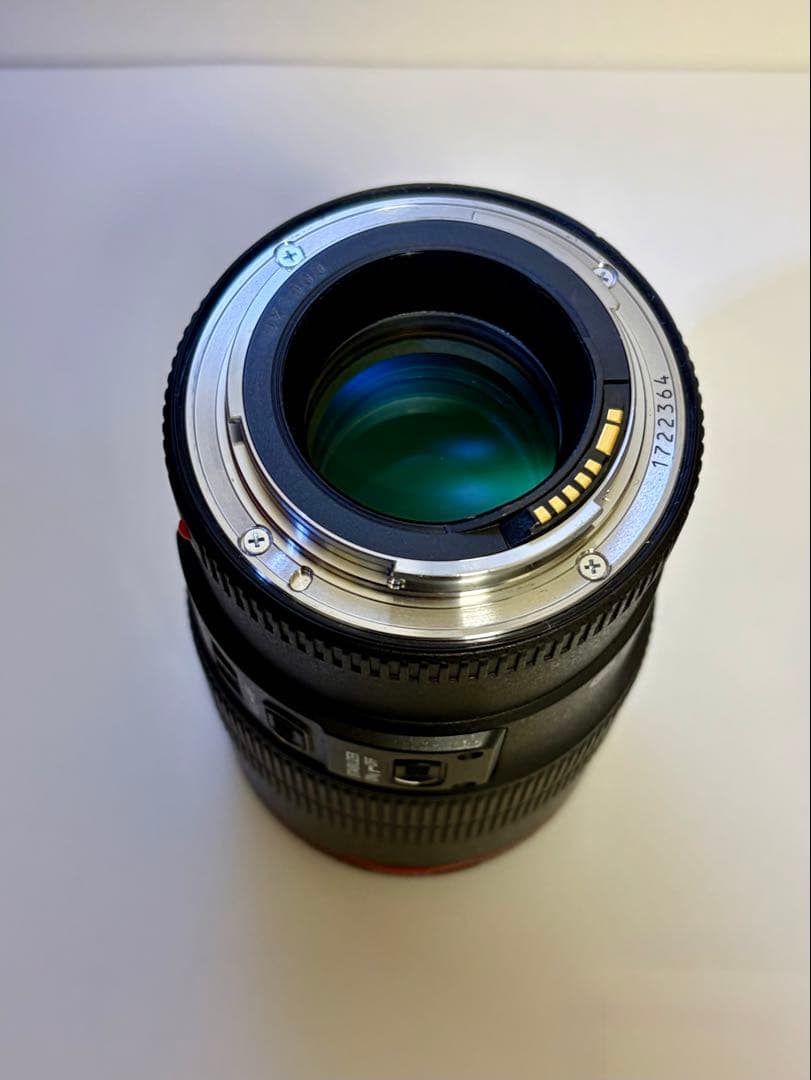 美品　EF100mm F2.8L マクロ IS USM