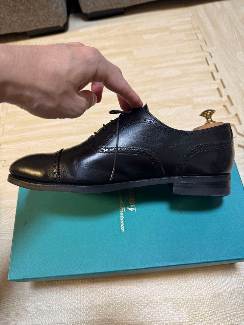 カルミナ CARMINA セミブローグ 黒 内羽根 8.5インチ（27.0cm）